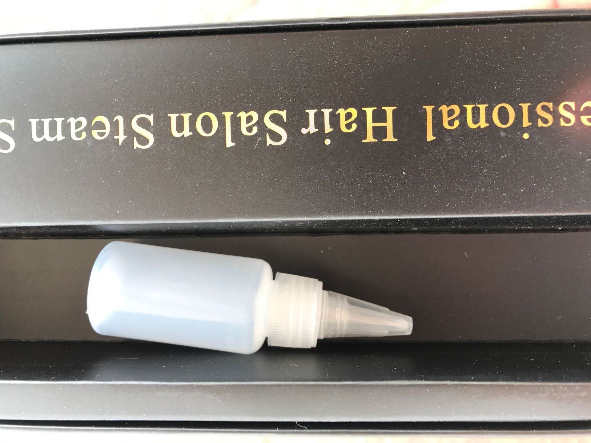 💨 Steam Hair Straightener Spray Clamp